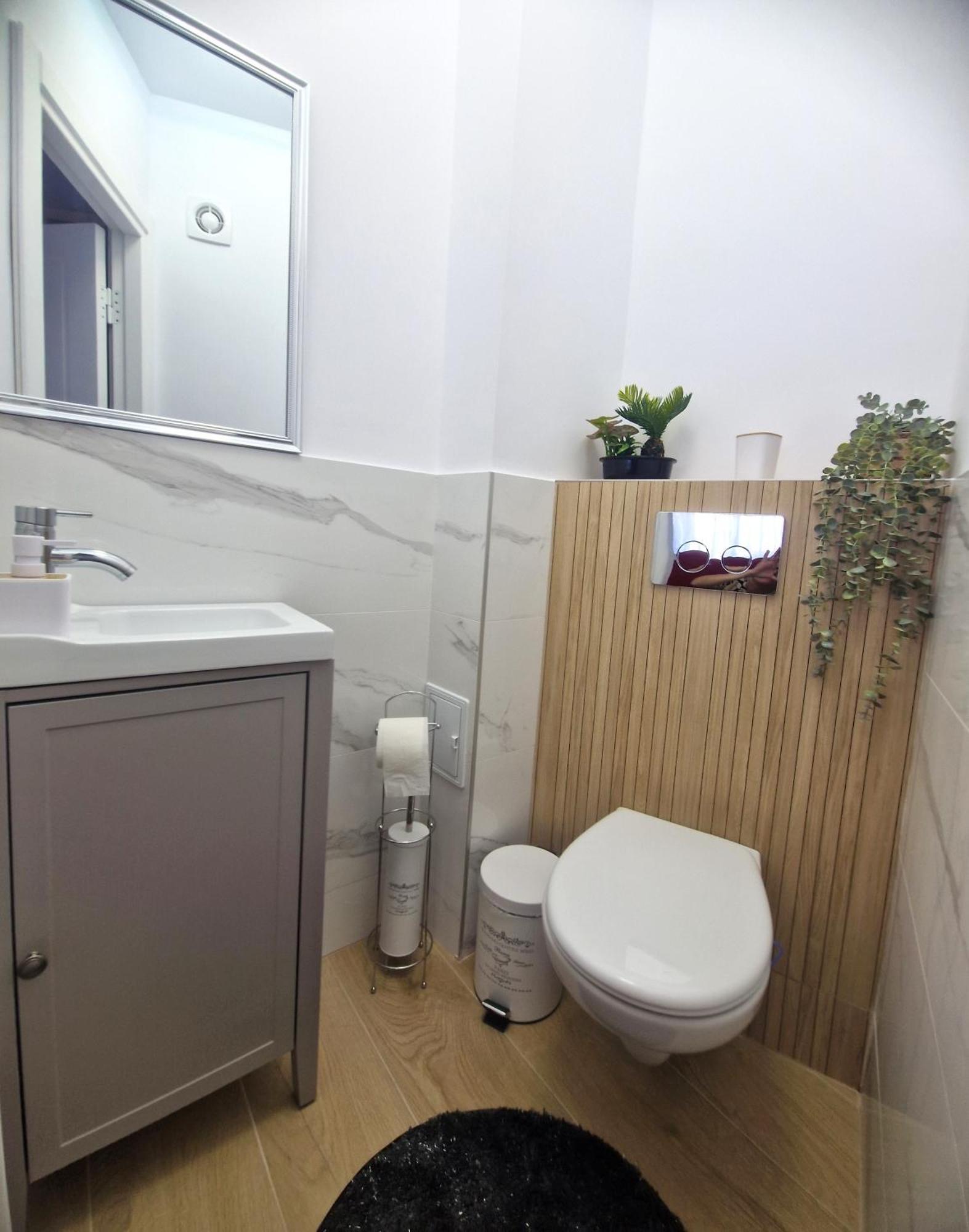 Ultracentral Luxury Apartament Curtea De Arges Exterior photo